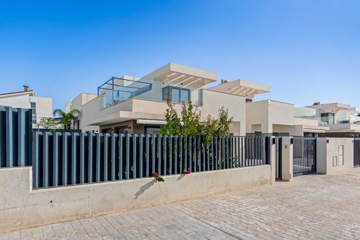 Image No.33-3 Bed Semi-Detached for sale