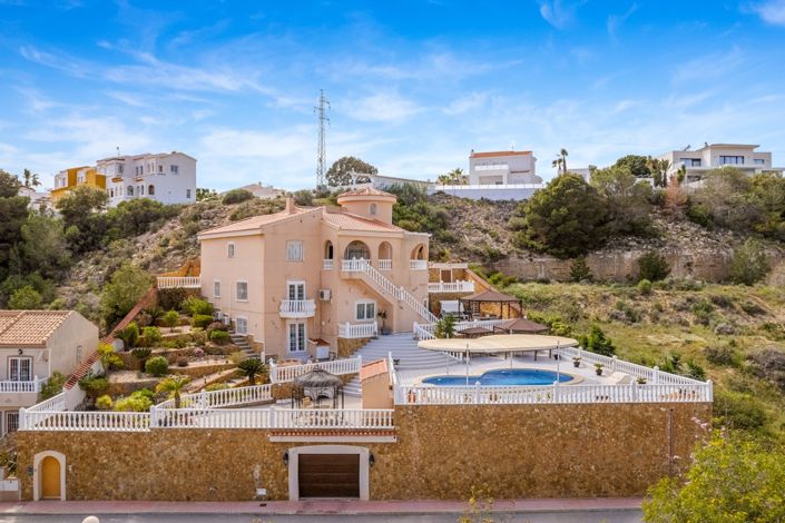 Image No.2-7 Bed Villa for sale