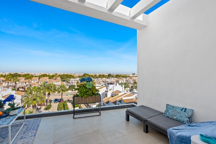 Image No.31-3 Bed Penthouse for sale