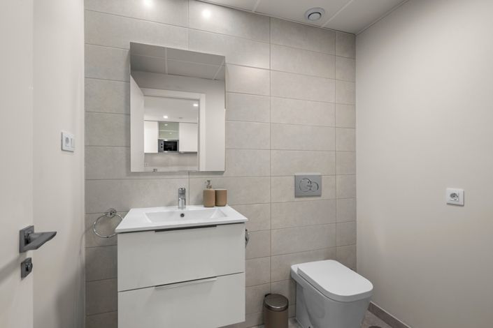 Image No.9-2 Bed Apartment for sale