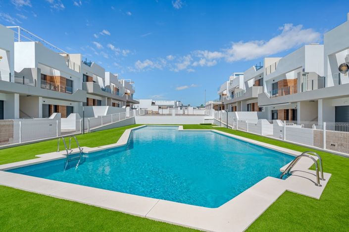 Image No.25-2 Bed Apartment for sale