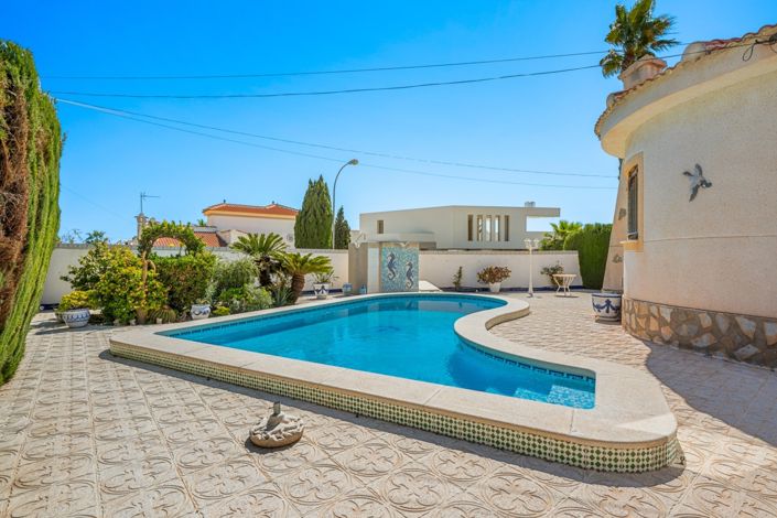 Image No.27-2 Bed Villa for sale
