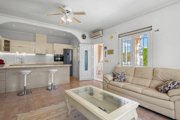 Image No.7-2 Bed Villa for sale