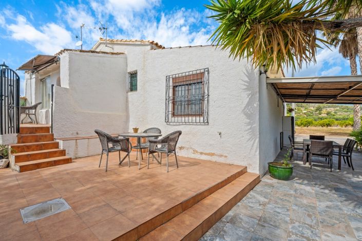 Image No.27-4 Bed Property for sale