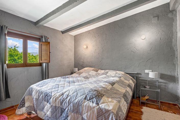 Image No.41-4 Bed Property for sale