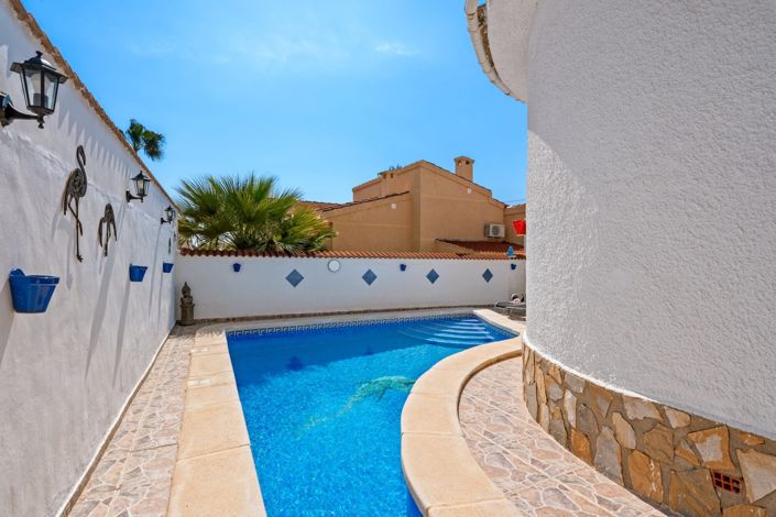 Image No.33-3 Bed Villa for sale