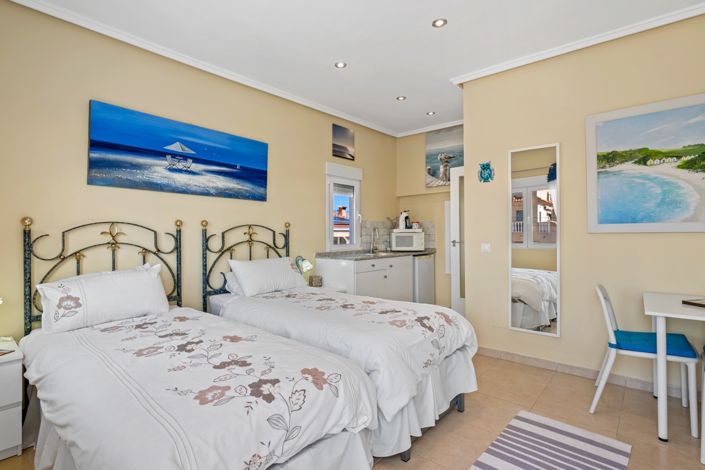 Image No.37-3 Bed Villa for sale