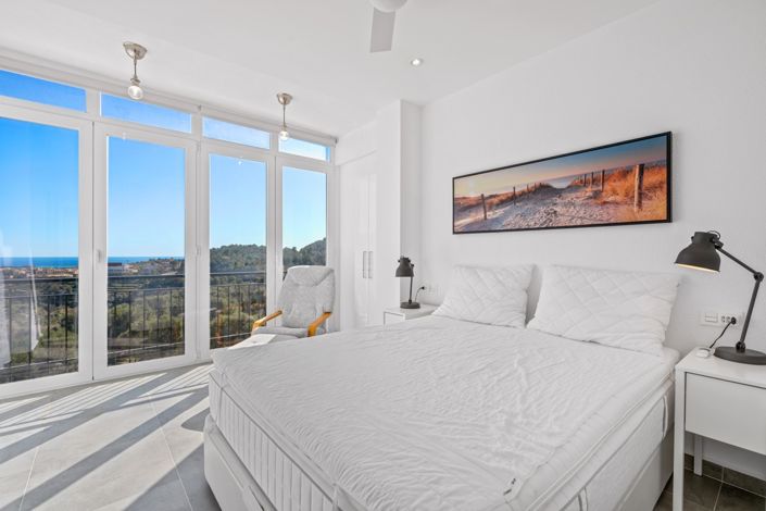 Image No.23-2 Bed Apartment for sale