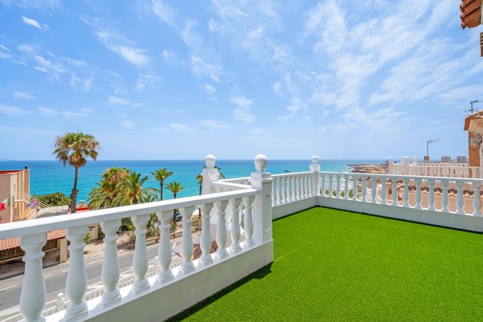Image No.32-4 Bed Villa for sale