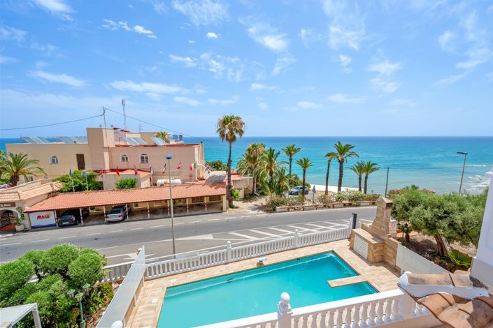Image No.33-4 Bed Villa for sale