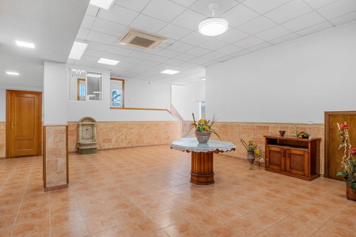 Image No.45-4 Bed Villa for sale