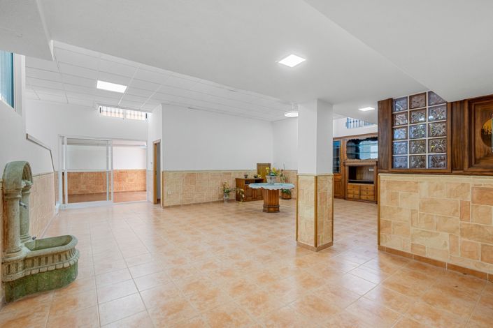 Image No.46-4 Bed Villa for sale