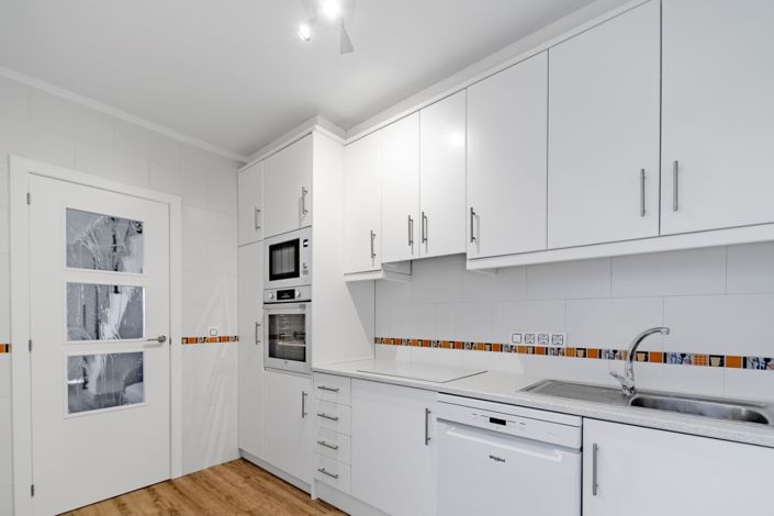 Image No.8-3 Bed Townhouse for sale