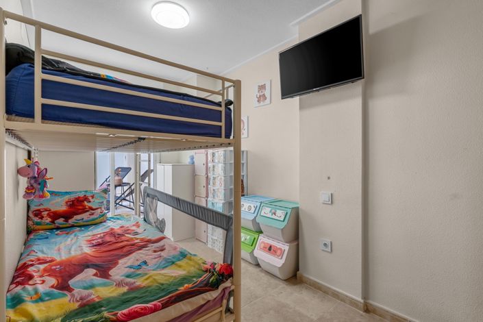 Image No.16-2 Bed Flat for sale