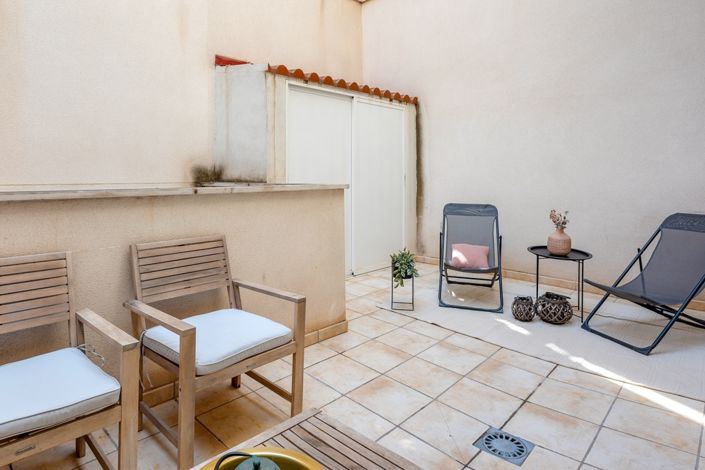 Image No.20-2 Bed Flat for sale