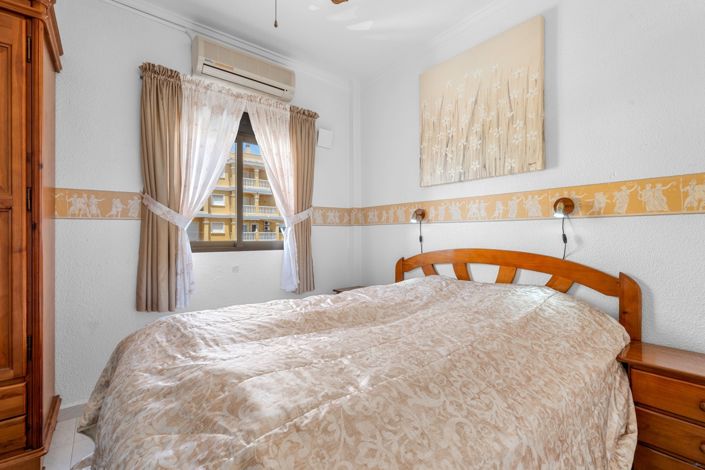 Image No.15-2 Bed Apartment for sale