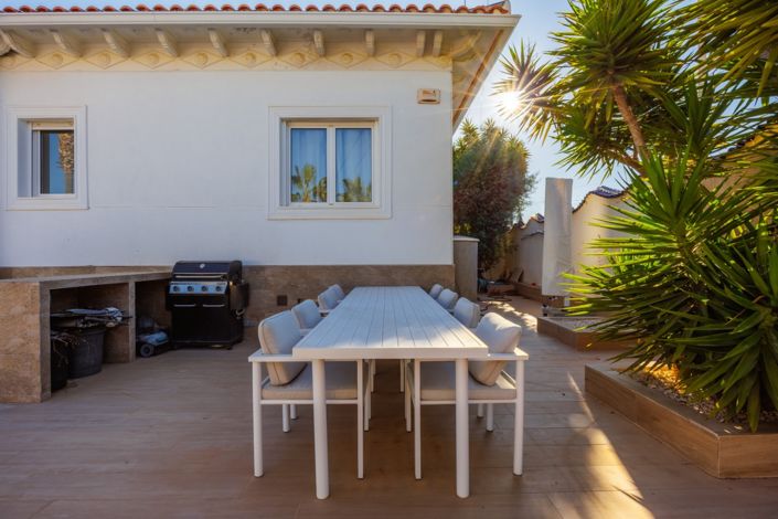 Image No.20-5 Bed Villa for sale