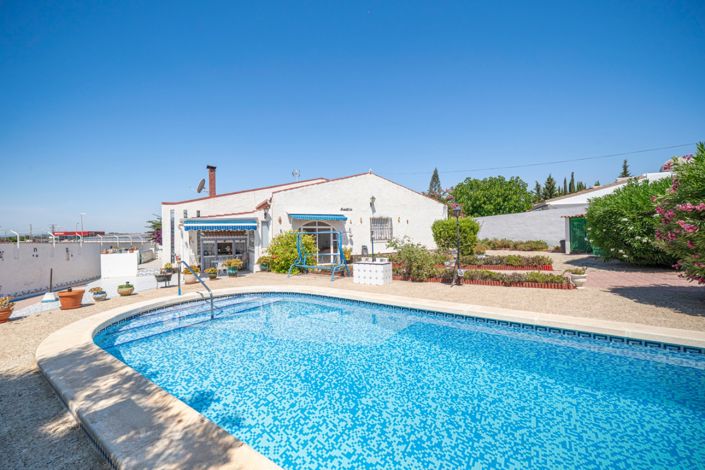 Image No.38-4 Bed Villa for sale