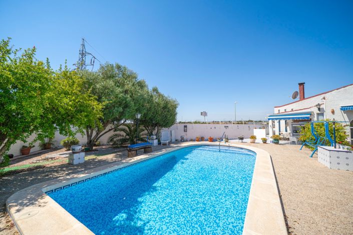 Image No.6-4 Bed Villa for sale