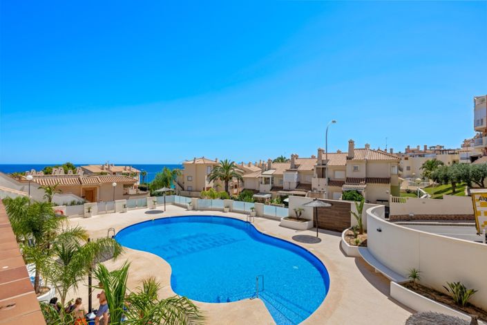 Image No.27-3 Bed Apartment for sale