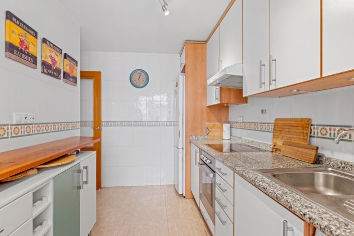 Image No.9-3 Bed Apartment for sale
