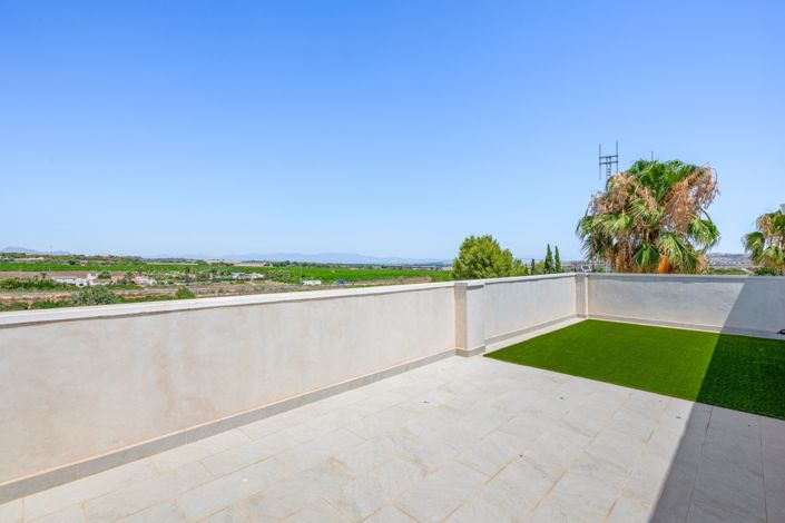 Image No.41-8 Bed Property for sale