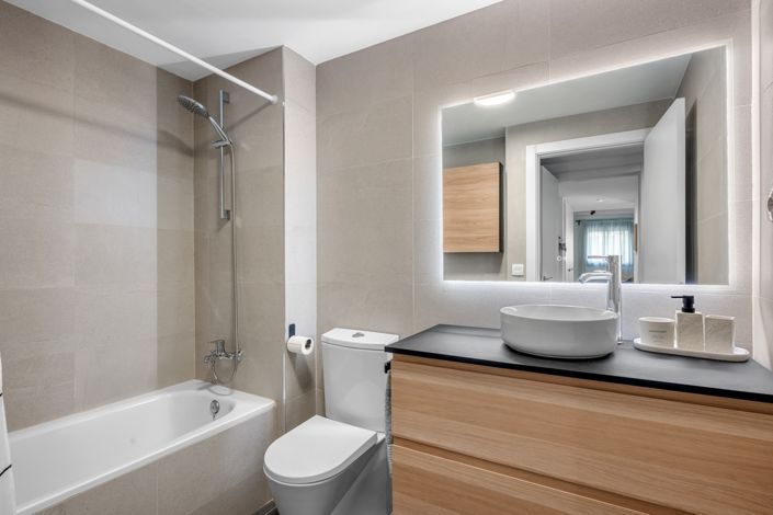 Image No.15-2 Bed Apartment for sale