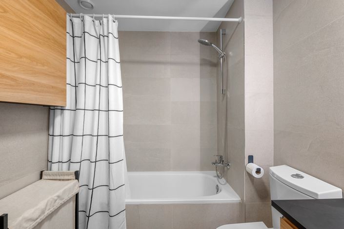 Image No.16-2 Bed Apartment for sale