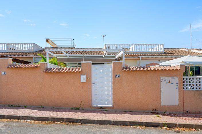 Image No.36-2 Bed Townhouse for sale