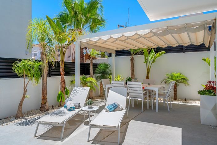 Image No.18-4 Bed Villa for sale