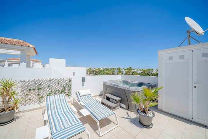 Image No.41-2 Bed Penthouse for sale