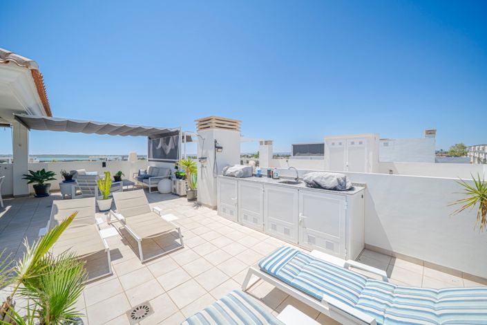 Image No.42-2 Bed Penthouse for sale