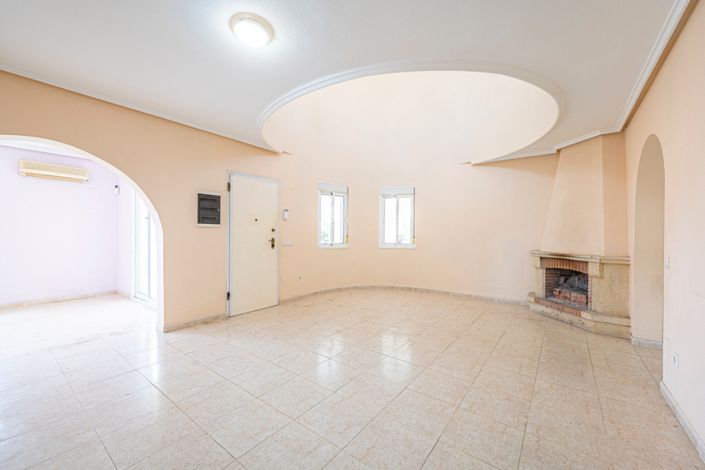 Image No.5-3 Bed Villa for sale