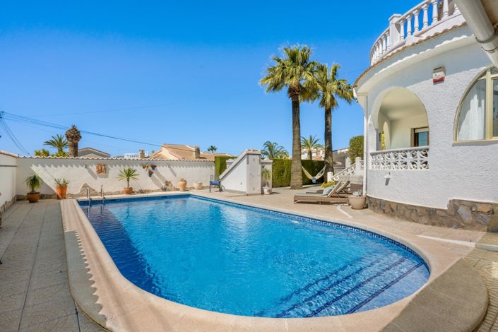 Image No.39-5 Bed Villa for sale