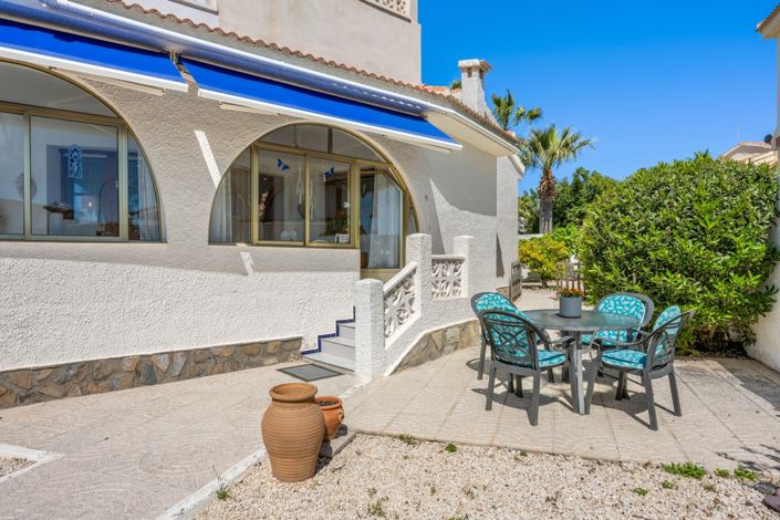 Image No.44-5 Bed Villa for sale