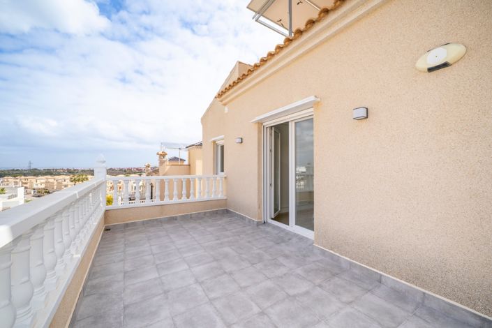Image No.20-4 Bed Villa for sale