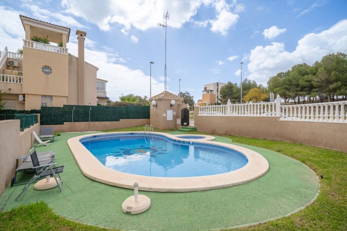 Image No.40-4 Bed Villa for sale