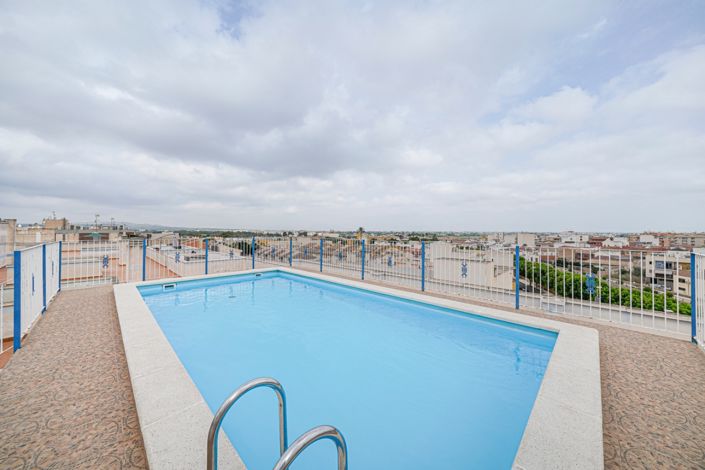 Image No.29-2 Bed Apartment for sale