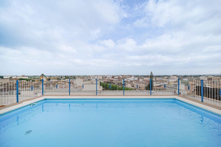Image No.31-2 Bed Apartment for sale