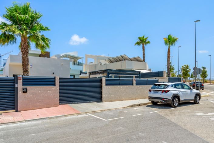 Image No.44-3 Bed Villa for sale