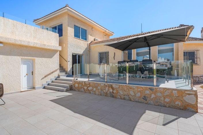 Image No.13-3 Bed Villa for sale