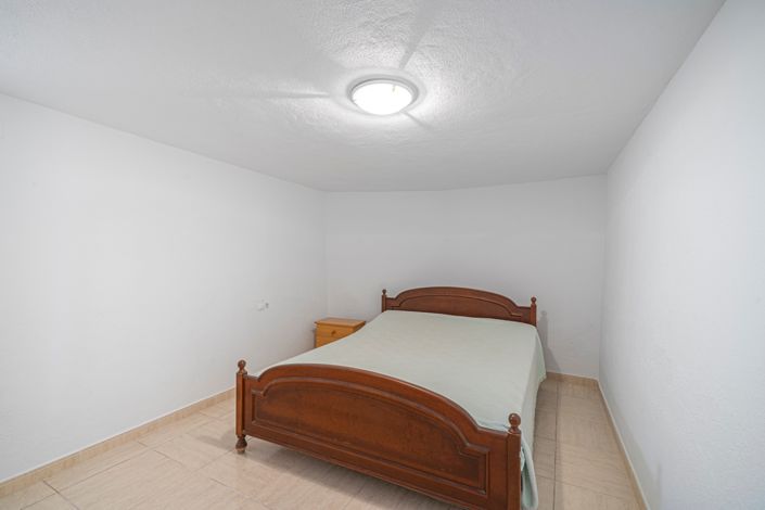 Image No.34-5 Bed Villa for sale