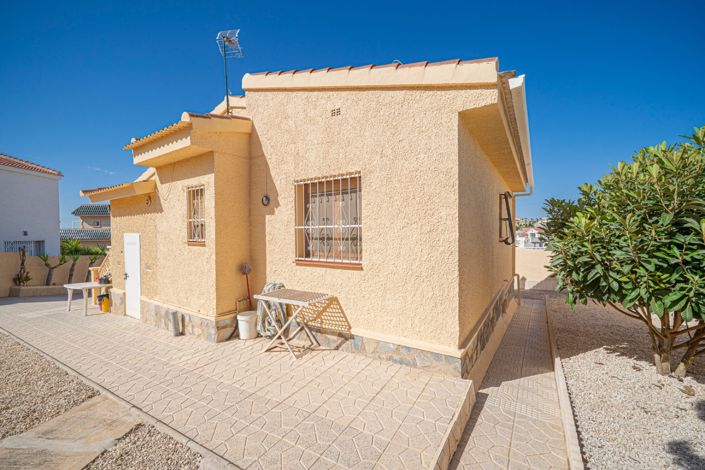 Image No.42-5 Bed Villa for sale