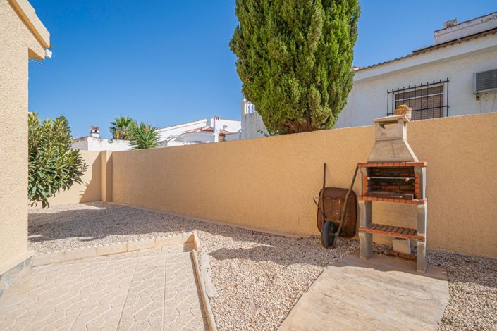 Image No.45-5 Bed Villa for sale