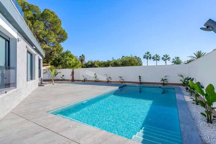 Image No.42-4 Bed Villa for sale