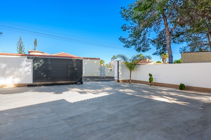 Image No.47-4 Bed Villa for sale