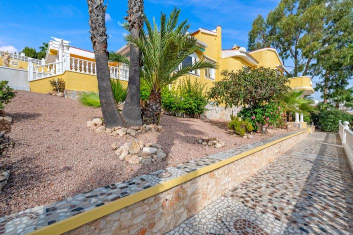 Image No.3-2 Bed Villa for sale