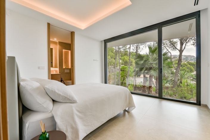 Image No.28-4 Bed Villa for sale