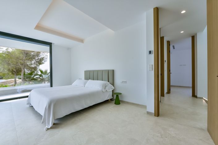 Image No.36-4 Bed Villa for sale