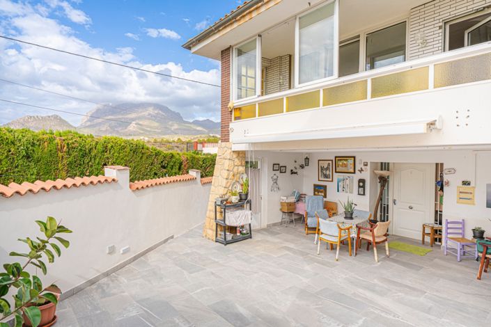 Image No.30-5 Bed Villa for sale